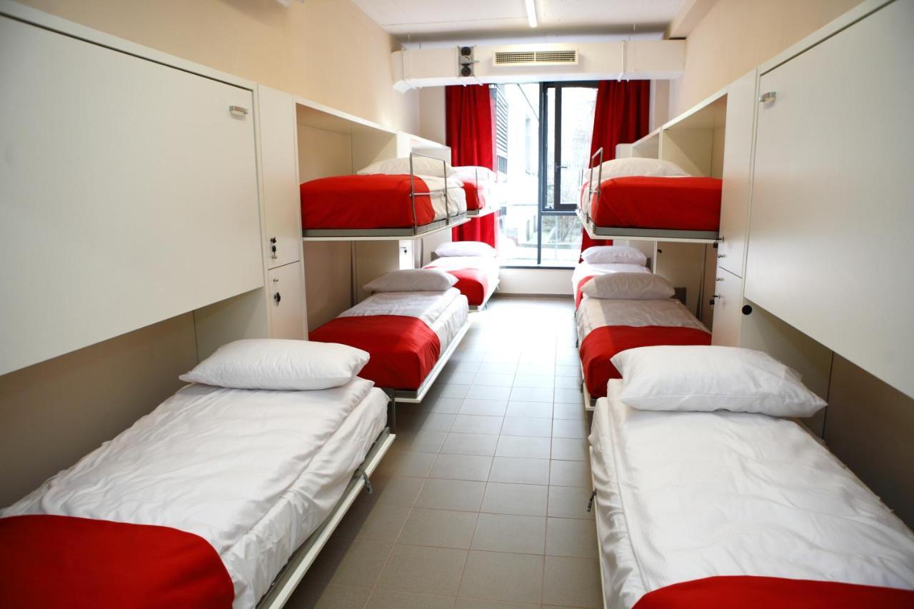 City Express Hostel Krakau Buitenkant foto